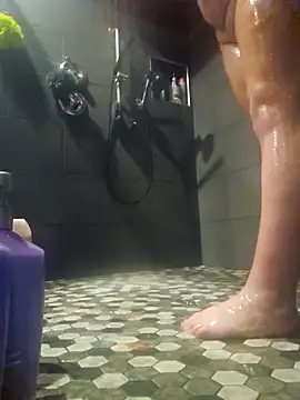 Snapshot of Kinkybeauty_freakybeast chatting on 11-02-25, 09:22 Kinkybeauty freakybeast online show from 11-02-25, 09:22