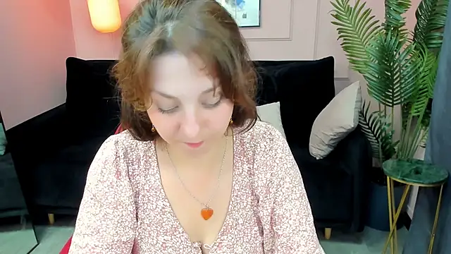 Snapshot of MargaretFatal chatting on 06-29-26, 10:15 MargaretFatal online show from 06-29-26, 10:15