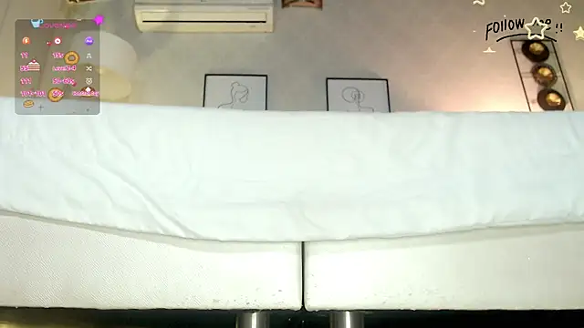 Snapshot of eva_cuper chatting on 04-15-26, 12:12 eva cuper online show from 04-15-26, 12:12