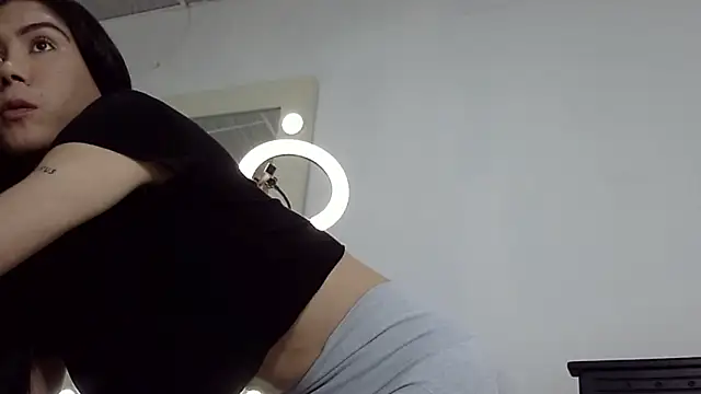 EvaTiffany online show from 04-26-26, 10:07