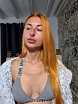 Snapshot of kylie_blck chatting on 11-10-25, 04:33 kylie blck online show from 11-10-25, 04:33