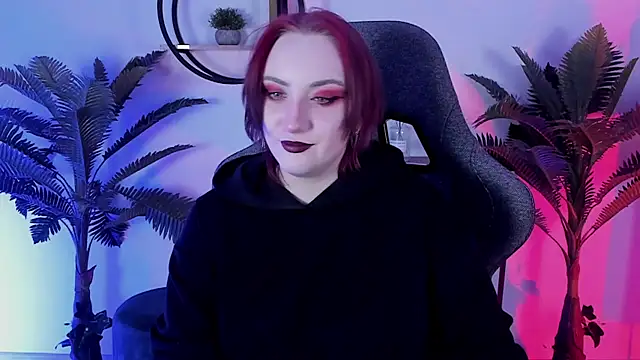 Snapshot of AsheLucker chatting on 12-15-24, 08:15 AsheLucker online show from 12-15-24, 08:15