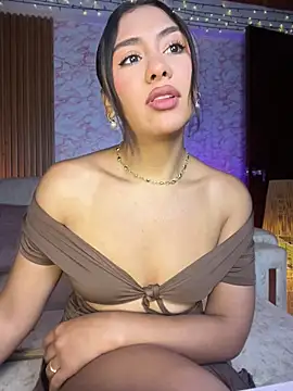 Snapshot of Ambar_pe_ chatting on 06-23-26, 03:32 Ambar pe online show from 06-23-26, 03:32