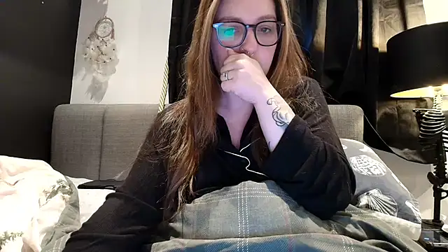 short sweetpea online show from 03-23-26, 06:50