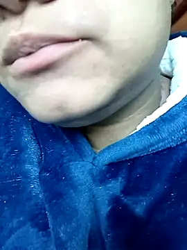 Snapshot of Hilarybunnyy chatting on 09-21-25, 03:13 Hilarybunnyy online show from 09-21-25, 03:13