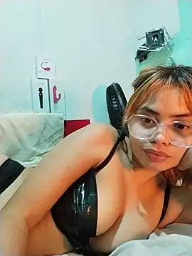 Snapshot of isexynara chatting on 06-11-26, 08:34 isexynara online show from 06-11-26, 08:34