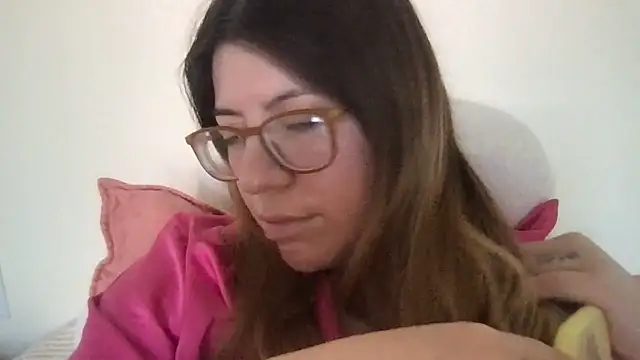 Snapshot of HYPHYtype chatting on 02-14-25, 10:36 HYPHYtype online show from 02-14-25, 10:36