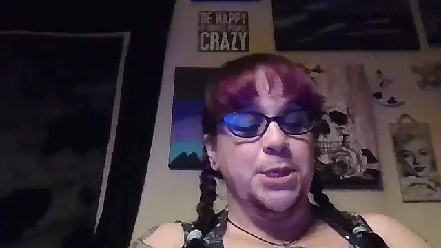 GothyBaby online show from 11-21-25, 01:48