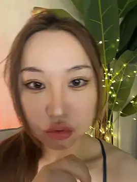 sphynx- - online show from 10-28-25, 10:08