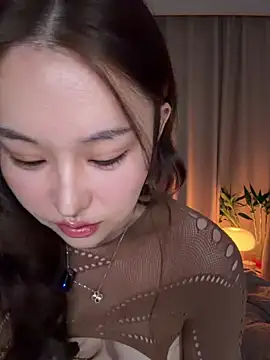 sphynx- - online show from 11-25-25, 02:17