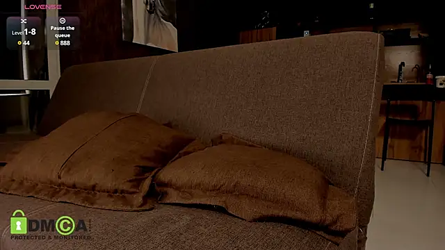 Snapshot of Model_Mike chatting on 03-06-25, 09:58 Model Mike online show from 03-06-25, 09:58