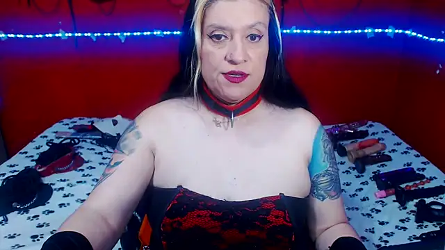 Snapshot of MATURE_Randy chatting on 06-08-26, 05:08 MATURE Randy online show from 06-08-26, 05:08
