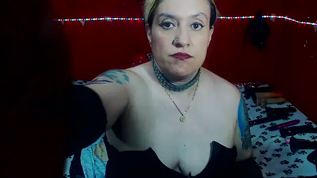 Snapshot of MATURE_Randy chatting on 06-30-26, 05:14 MATURE Randy online show from 06-30-26, 05:14