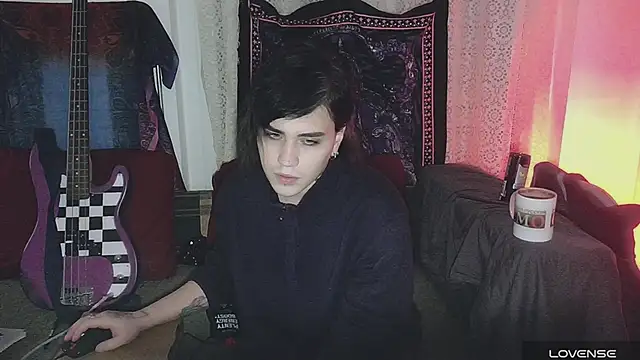 sademobeer online show from 12-05-25, 01:42