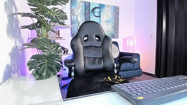 Amaia Bushida online show from 03-05-25, 08:21