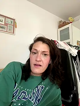 CherrysWetCam online show from 12-21-25, 01:18