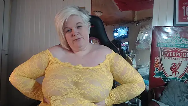 sexychazza16 online show from 12-11-24, 08:36