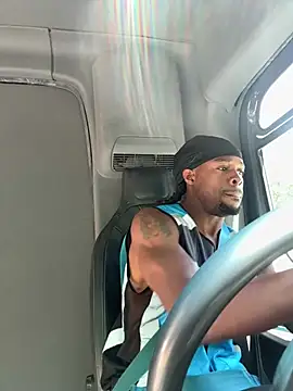 TyAthletic online show from 04-27-26, 05:33