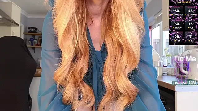 stripmequick online show from 04-10-26, 09:25