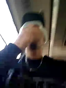 Snapshot of AlexAlejandro13 chatting on 11-04-25, 03:11 AlexAlejandro13 online show from 11-04-25, 03:11