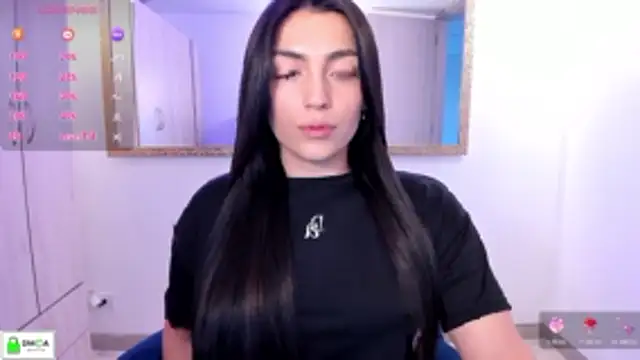 Snapshot of EricaVanderhill chatting on 12-19-25, 10:17 EricaVanderhill online show from 12-19-25, 10:17