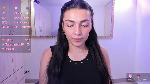 Snapshot of EricaVanderhill chatting on 02-03-26, 02:53 EricaVanderhill online show from 02-03-26, 02:53