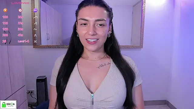 Snapshot of EricaVanderhill chatting on 02-09-26, 12:47 EricaVanderhill online show from 02-09-26, 12:47