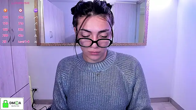 Snapshot of EricaVanderhill chatting on 05-26-26, 12:28 EricaVanderhill online show from 05-26-26, 12:28