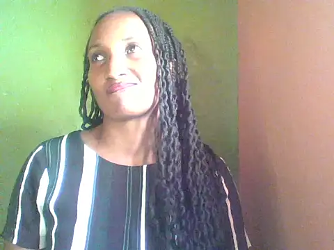 Snapshot of Athena_2019 chatting on 01-16-26, 10:19 Athena 2019 online show from 01-16-26, 10:19