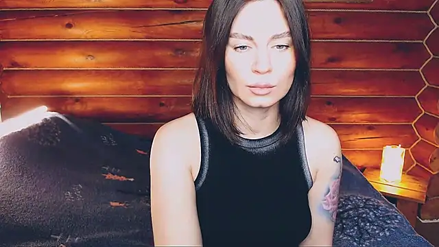 Snapshot of Platina_Fox chatting on 01-25-25, 05:07 Platina Fox online show from 01-25-25, 05:07