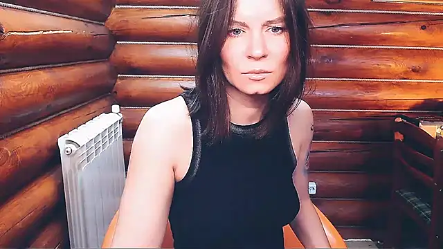 Snapshot of Platina_Fox chatting on 03-19-25, 04:47 Platina Fox online show from 03-19-25, 04:47