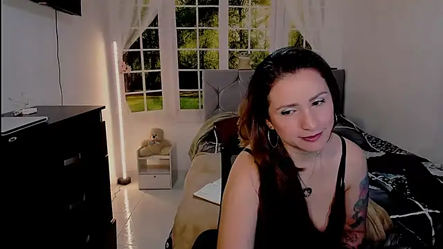 vanessabrown  online show from 07-11-26, 06:43