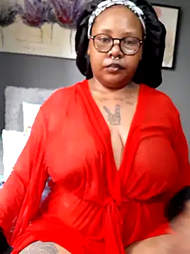 PearlSexxy69 online show from 03-07-25, 12:45