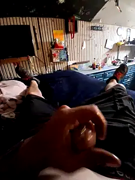 Snapshot of MrDaRkO_420 chatting on 05-14-26, 04:19 MrDaRkO 420 online show from 05-14-26, 04:19