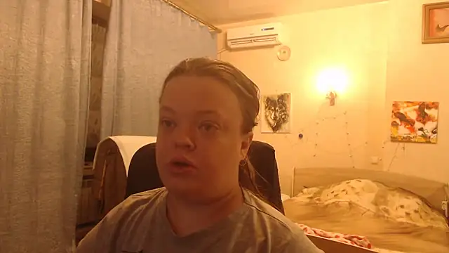 Janiffer MiMi online show from 12-13-24, 08:04