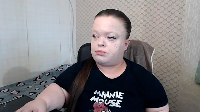 Janiffer MiMi online show from 05-11-26, 03:40