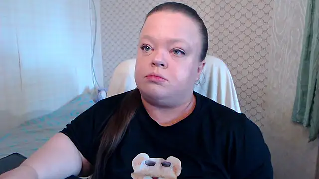 Janiffer MiMi online show from 05-29-26, 04:05