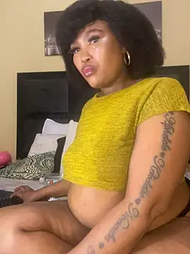 Snapshot of BADFATASS85 chatting on 05-31-26, 09:16 BADFATASS85 online show from 05-31-26, 09:16