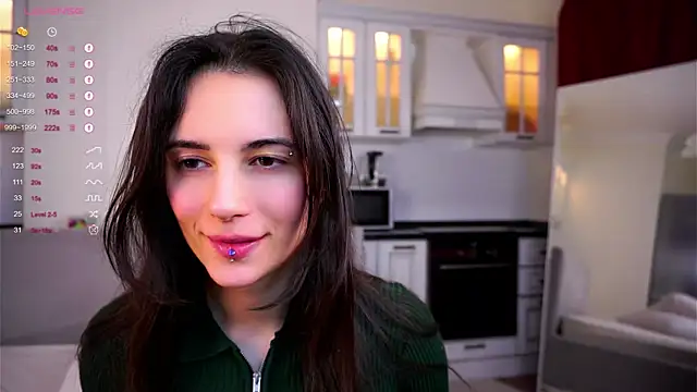 Holla Molly online show from 02-27-25, 02:43