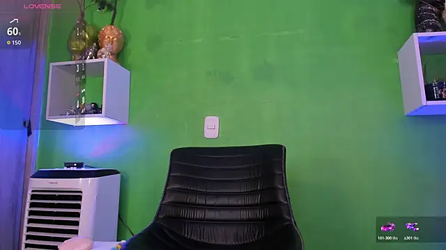 Snapshot of Ricardo_1998 chatting on 12-03-25, 06:10 Ricardo 1998 online show from 12-03-25, 06:10