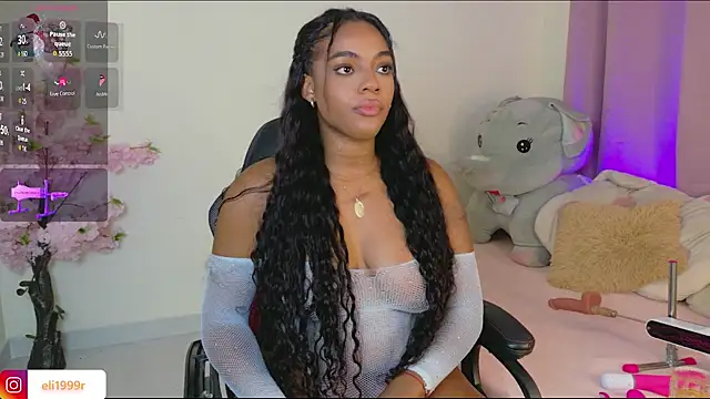 Snapshot of HollyJorda chatting on 06-11-26, 09:13 HollyJorda online show from 06-11-26, 09:13