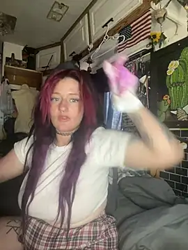 Snapshot of 1-800-FUCKYOU chatting on 12-19-24, 05:08 1-800-FUCKYOU online show from 12-19-24, 05:08