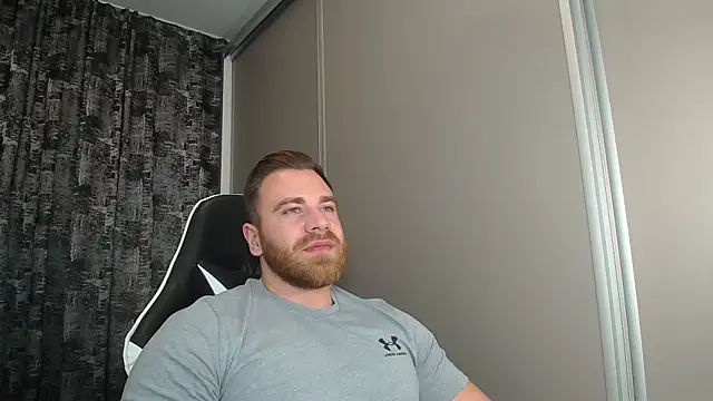 Thori92 online show from 11-18-25, 06:34