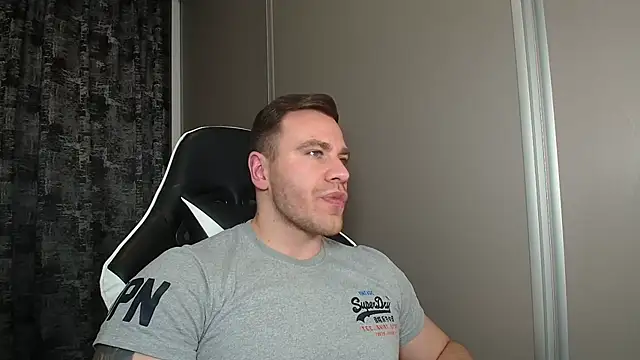 Thori92 online show from 02-25-26, 08:18