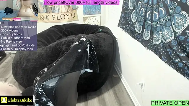 ElektraExotic online show from 09-18-25, 08:05