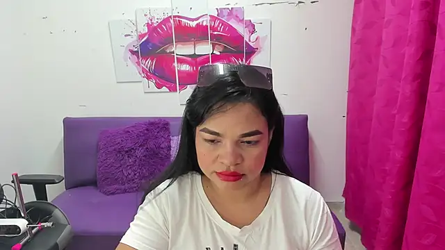 Cloe 35 online show from 02-18-25, 03:32