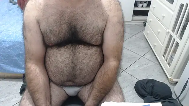 Snapshot of MysterBearMG chatting on 06-02-26, 03:41 MysterBearMG online show from 06-02-26, 03:41