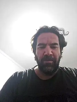 Snapshot of MysterBearMG chatting on 06-06-26, 02:16 MysterBearMG online show from 06-06-26, 02:16
