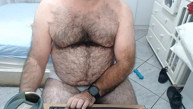 Snapshot of MysterBearMG chatting on 07-13-26, 12:02 MysterBearMG online show from 07-13-26, 12:02