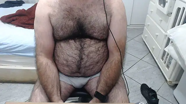 Snapshot of MysterBearMG chatting on 07-15-26, 12:38 MysterBearMG online show from 07-15-26, 12:38